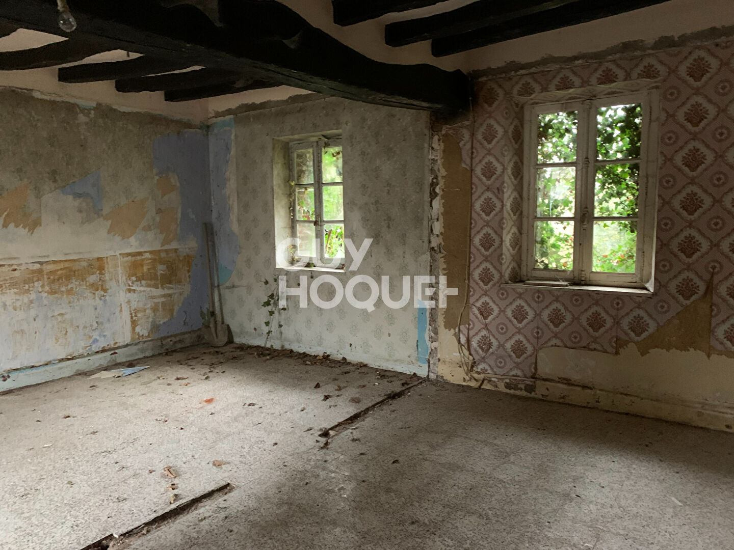 Maison à réhabiliter   Beau potentiel à Membrolles