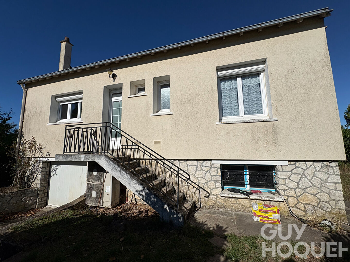 MARBOUÉ Maison avec sous-sol total et beau potentiel