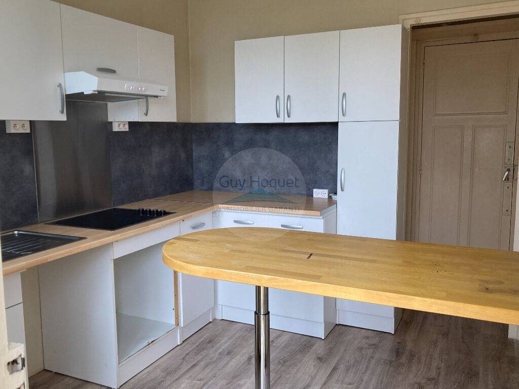 Maison 5 pièces (117 m²) en location à CHATEAUDUN