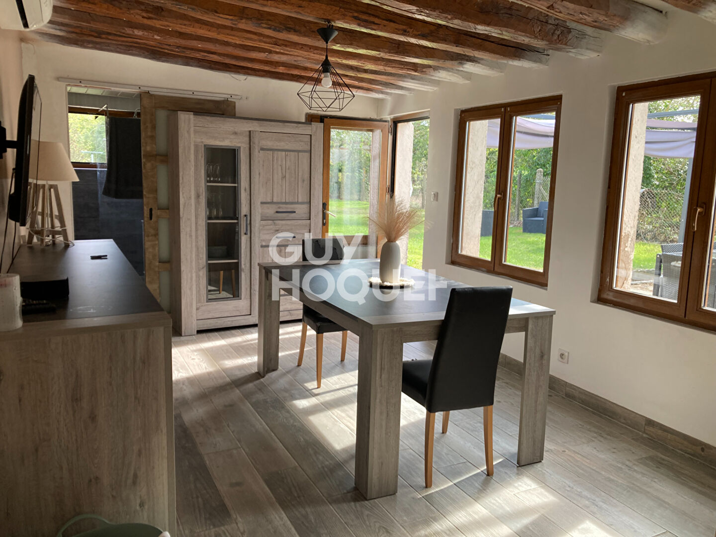 SAINT DENIS LANNERAY : maison T5 (112 m²) en location