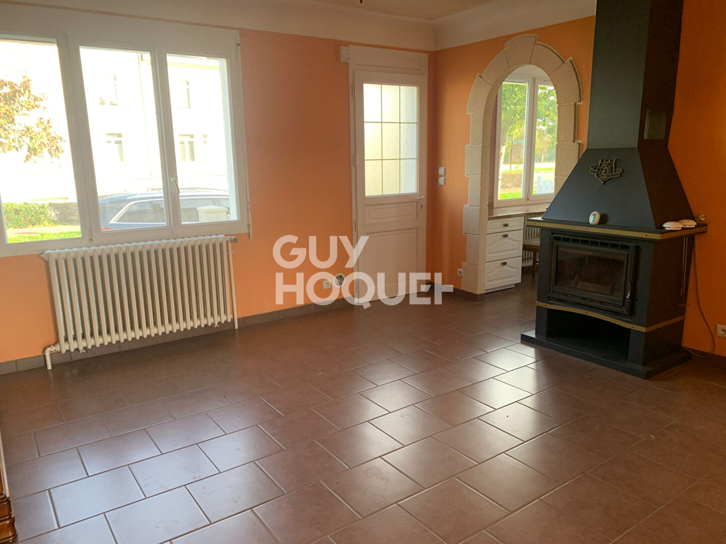 CLOYES SUR LE LOIR : maison proche centre ville