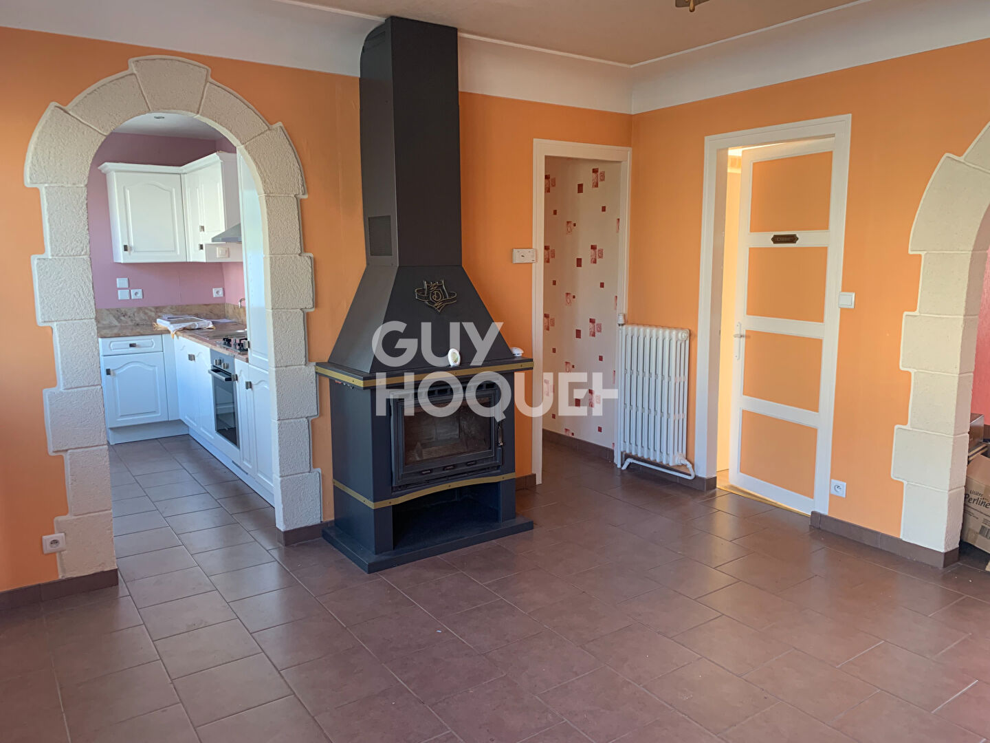 CLOYES SUR LE LOIR : maison proche centre ville