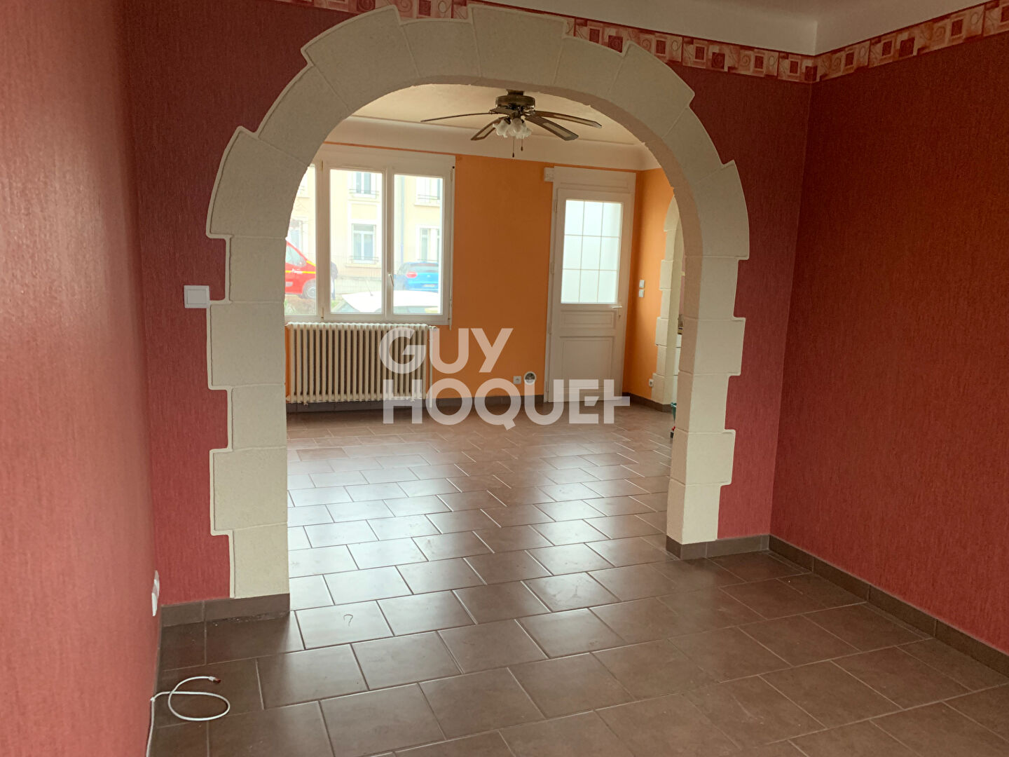 CLOYES SUR LE LOIR : maison proche centre ville