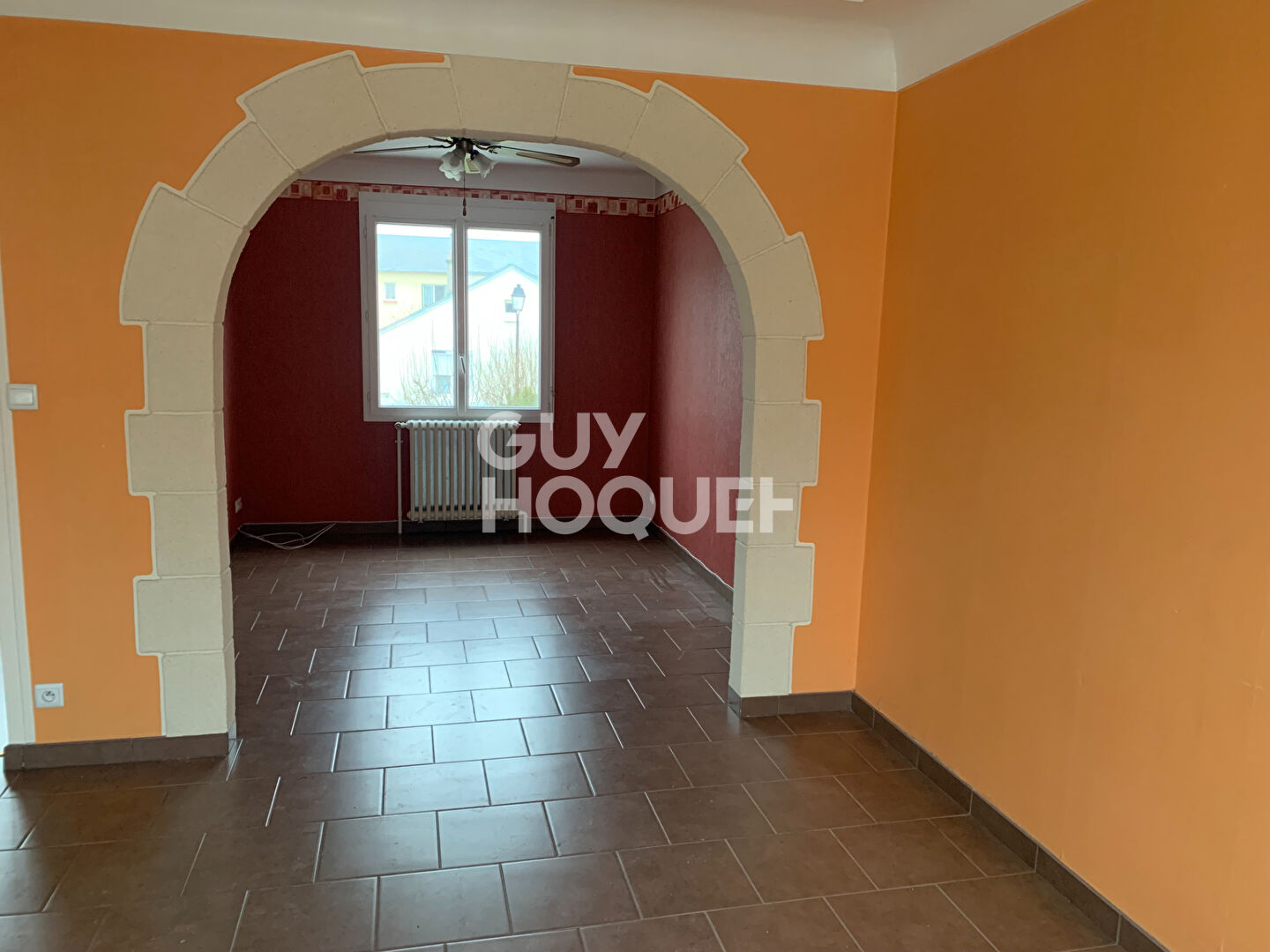 CLOYES SUR LE LOIR : maison proche centre ville