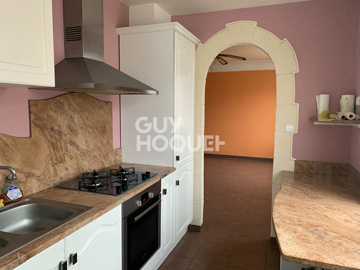 CLOYES SUR LE LOIR : maison proche centre ville