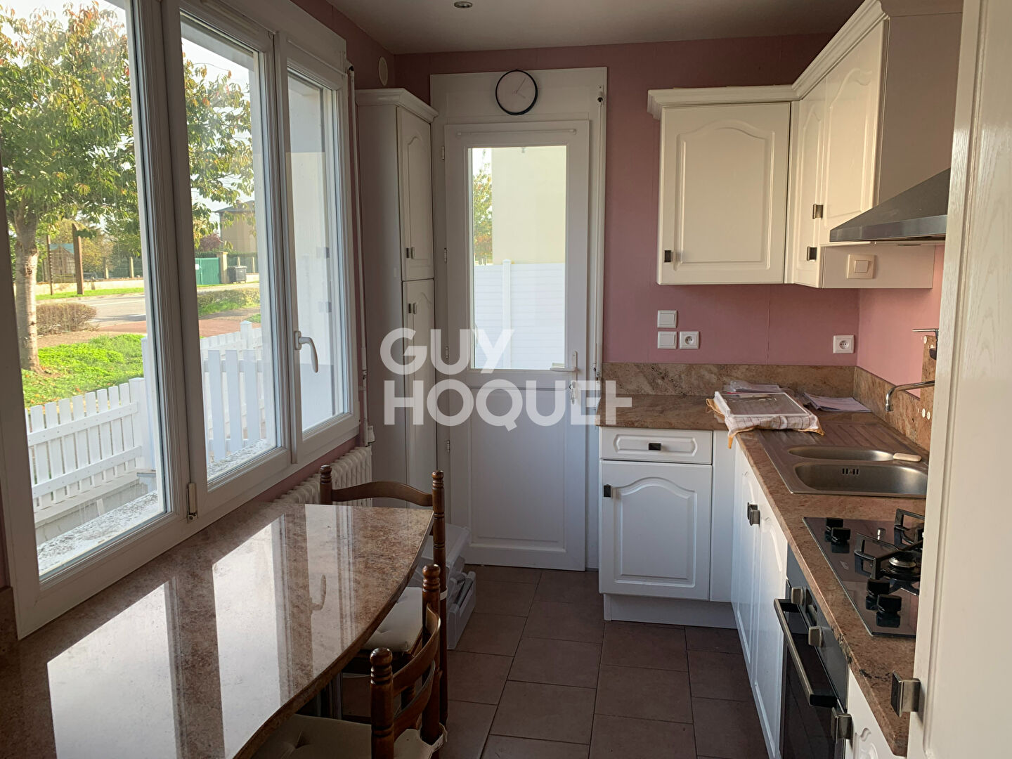 CLOYES SUR LE LOIR : maison proche centre ville