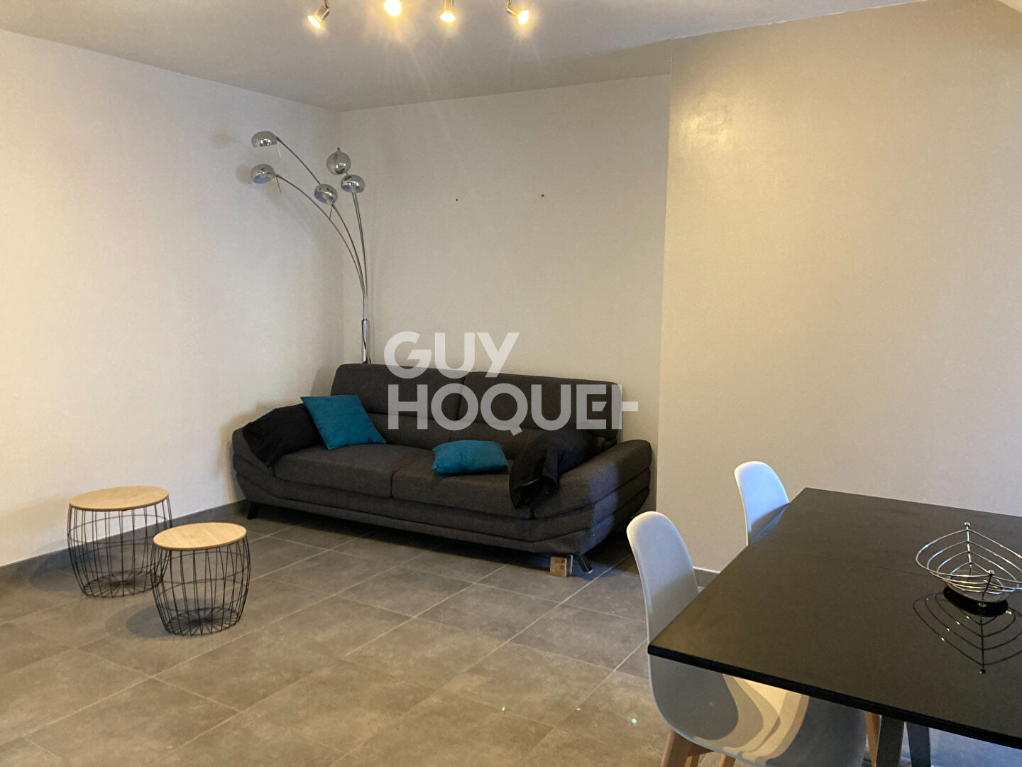 LOCATION d'un appartement F3 (61 m²) à CHATEAUDUN