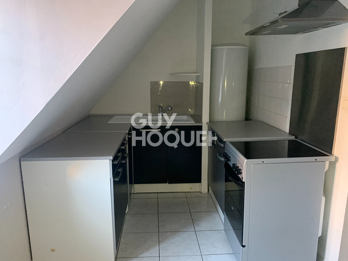 LOCATION d'un appartement F3 (61 m²) à CHATEAUDUN