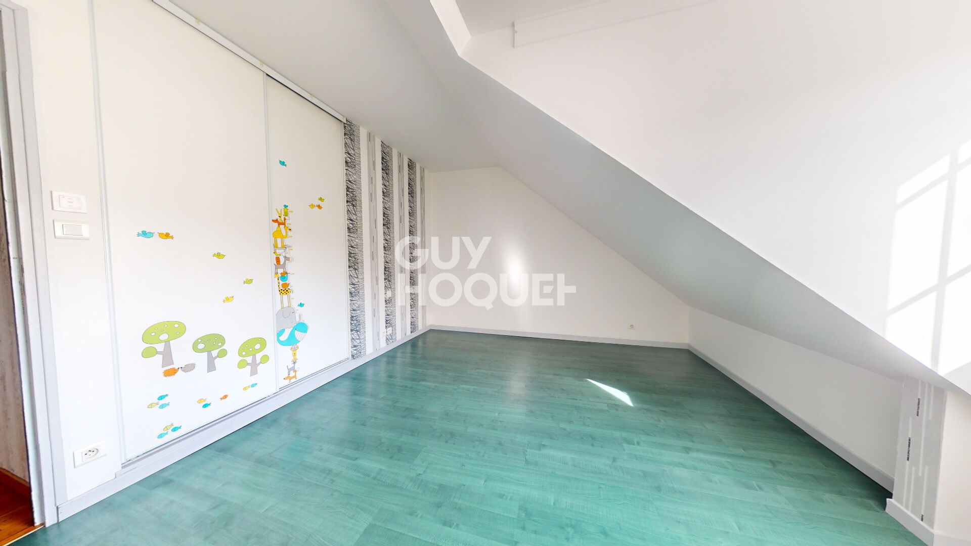 Châteaudun : maison F7 (200 m²)