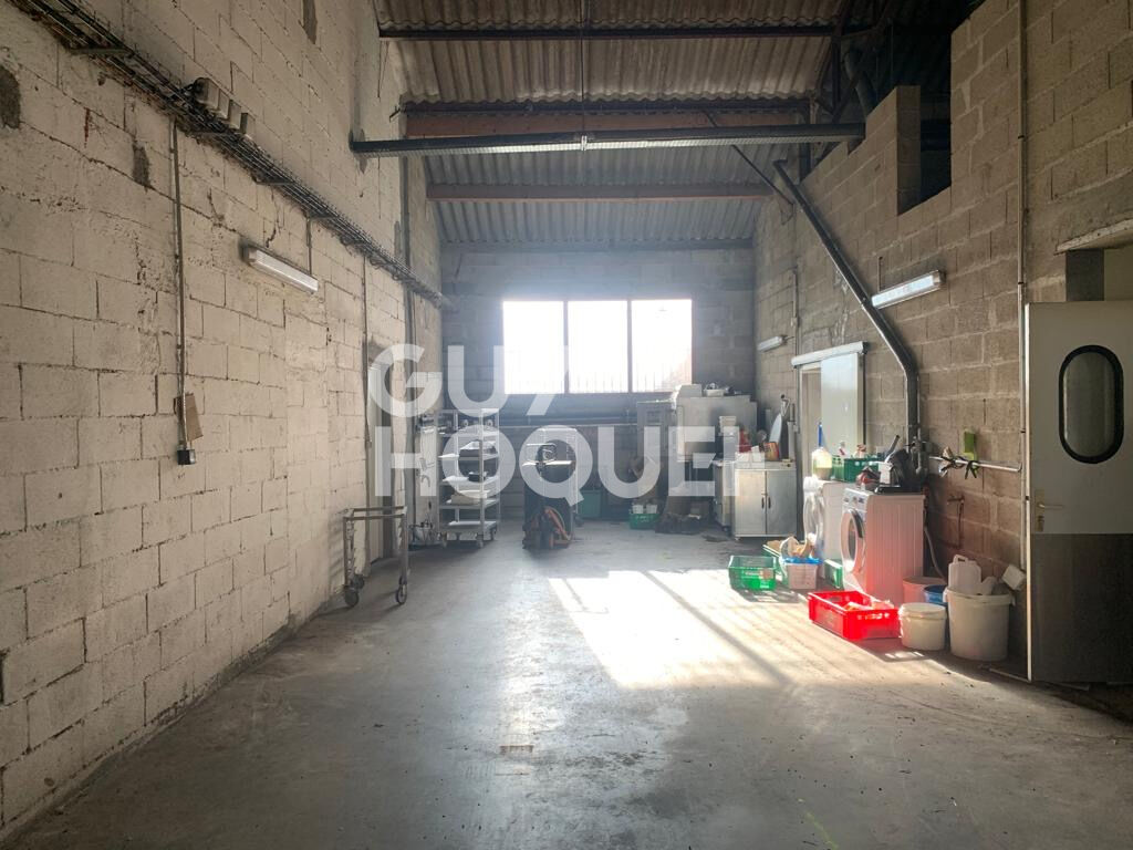 À vendre - locaux de 357 m² à Châteaudun