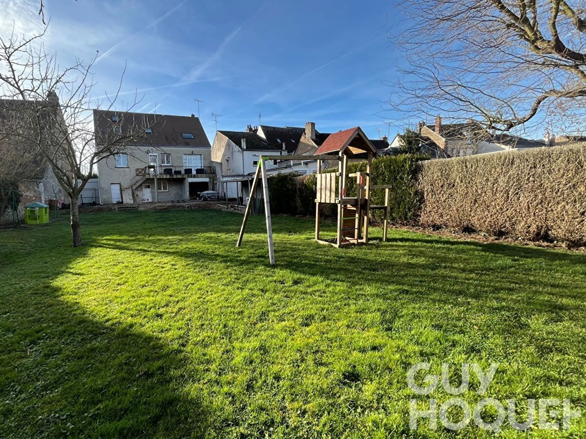 Maison spacieuse à vendre à Châteaudun - 4 chambres