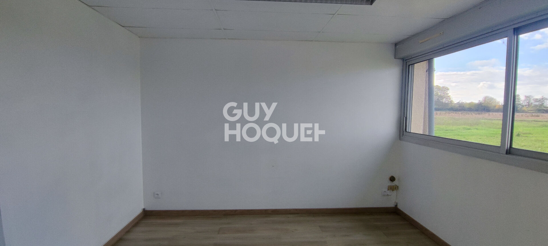 À louer - locaux de 67 m² à Châteaudun