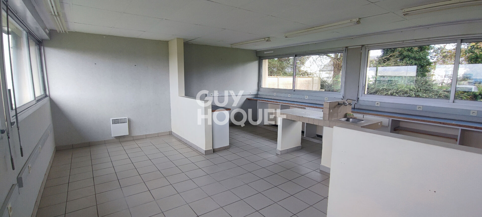 À louer - locaux de 67 m² à Châteaudun