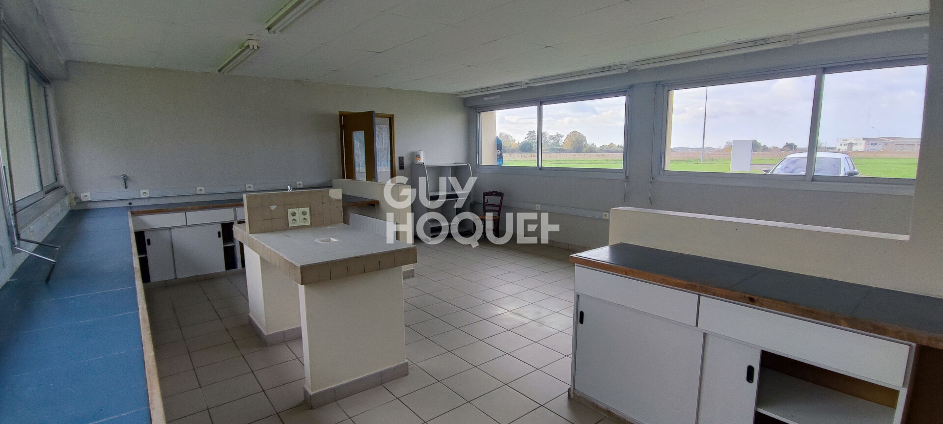 À louer - locaux de 67 m² à Châteaudun