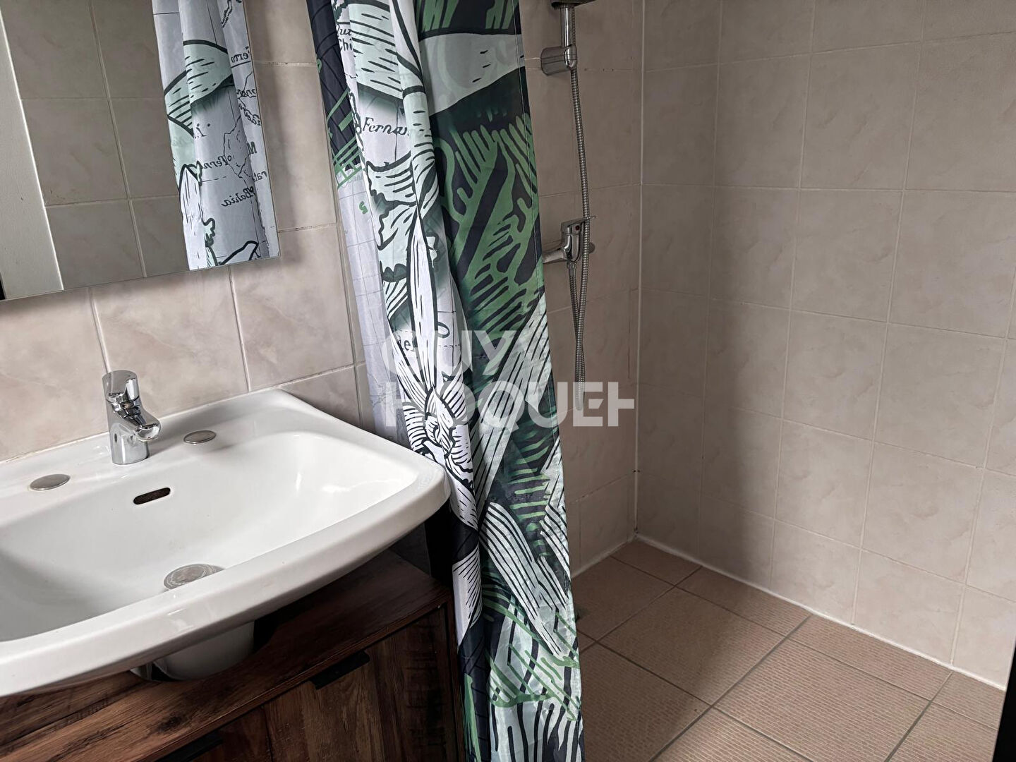 BAZOCHES EN DUNOIS : maison T4 (62 m²) à louer