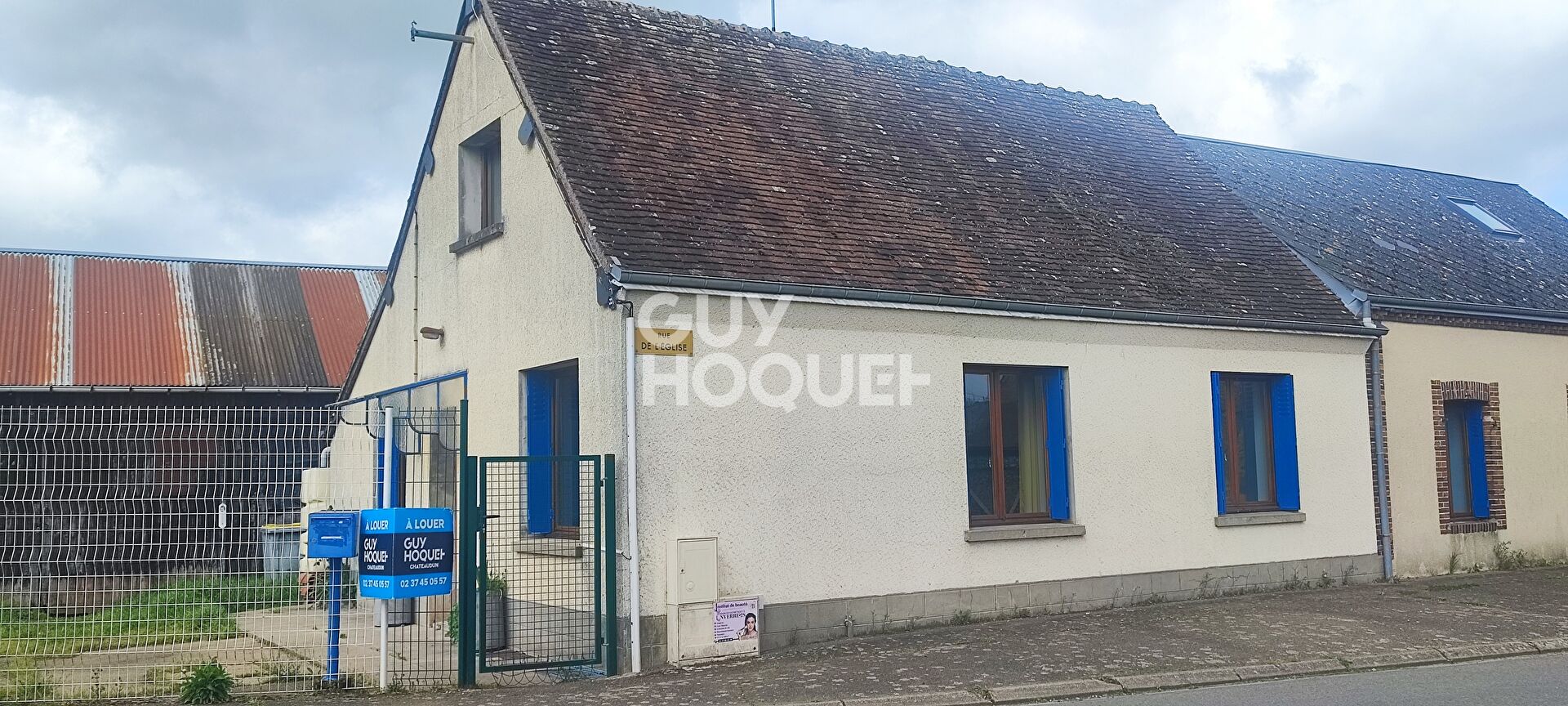 LOCATION : maison de 5 pièces (107 m²) à Dampierre sous Brou