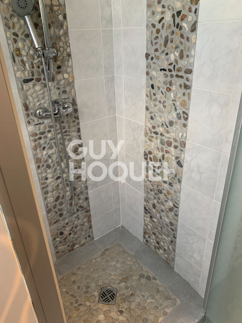 Maison à vendre à Cloyes sur le Loir - 2 chambres.