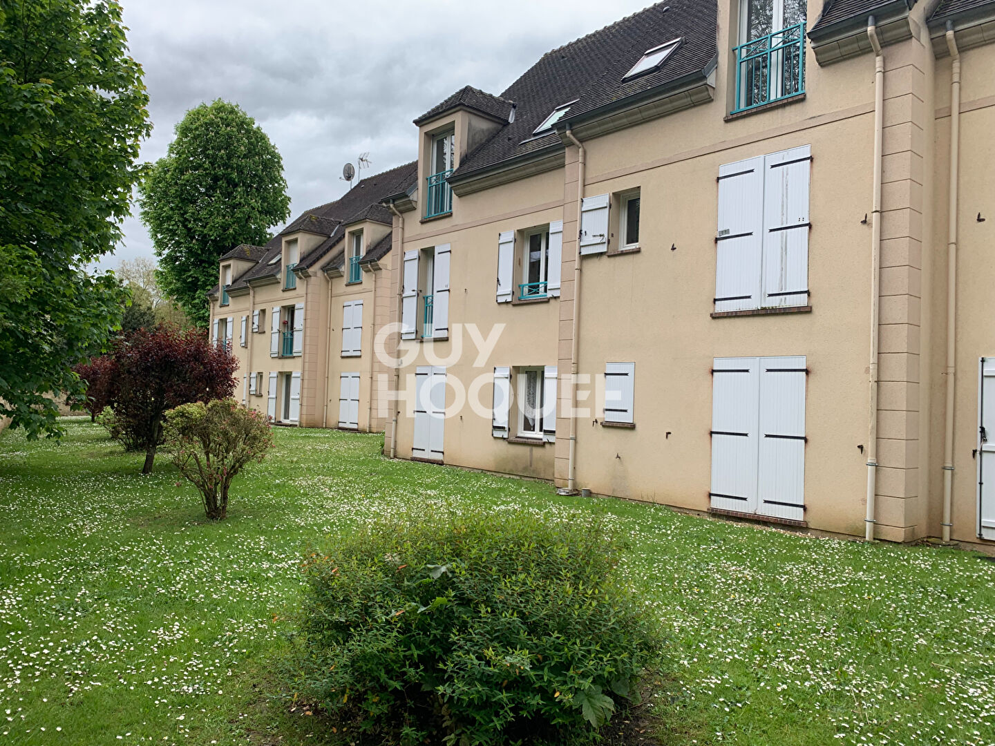 EPERNON : appartement T1 en duplex (30 m²) à louer