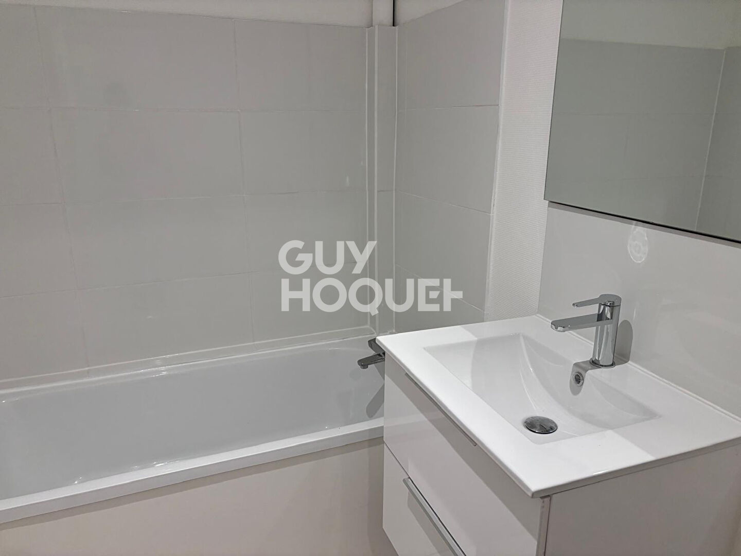 LOCATION : appartement 1 pièce (30 m²) à BONNEVAL