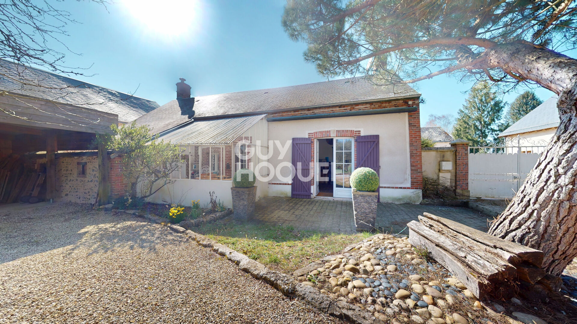 Longère avec piscine Vallée de la Conie