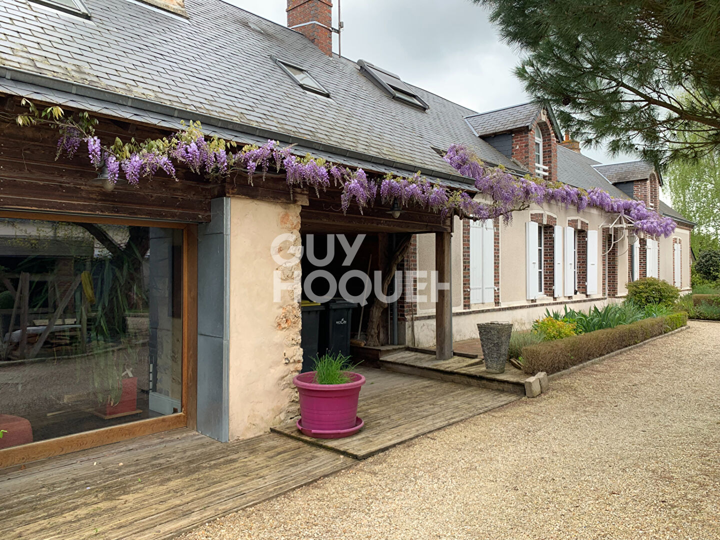 Longère avec piscine Vallée de la Conie