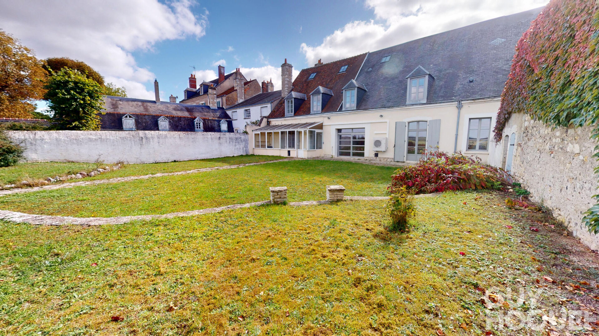 Maison spacieuse à louer - Châteaudun - Référence 6471