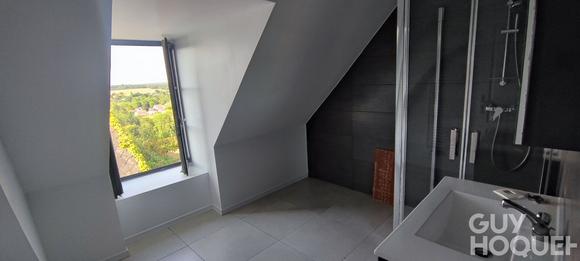 À louer : Appartement 3 pièces à CHATEAUDUN -