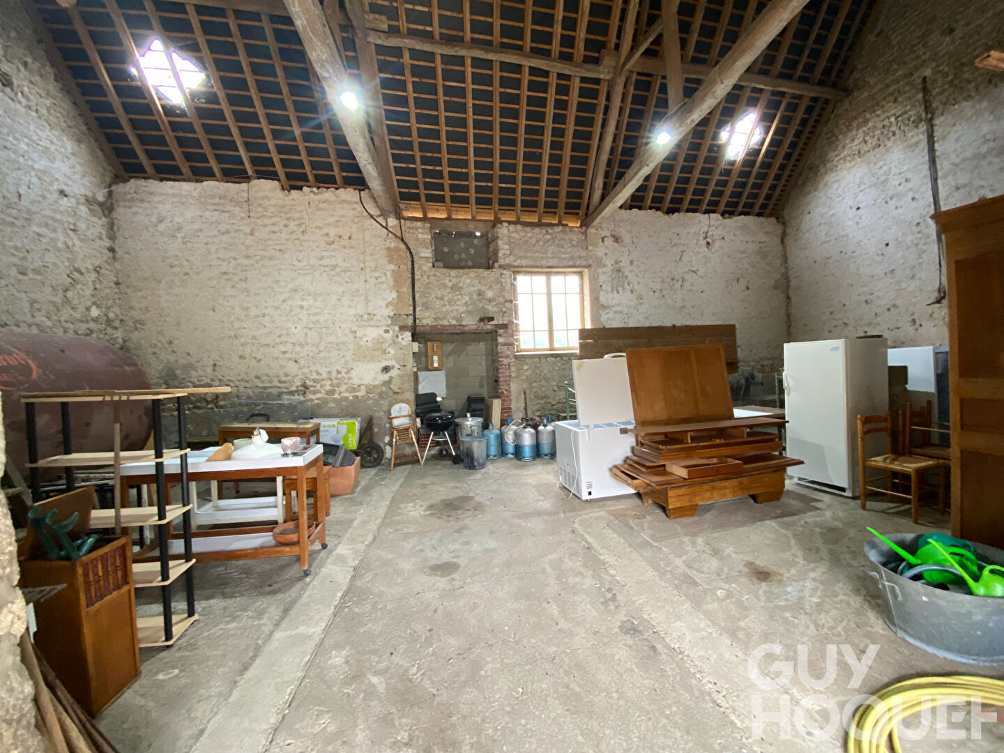 Vallée de la Conie, Longère avec dépendances