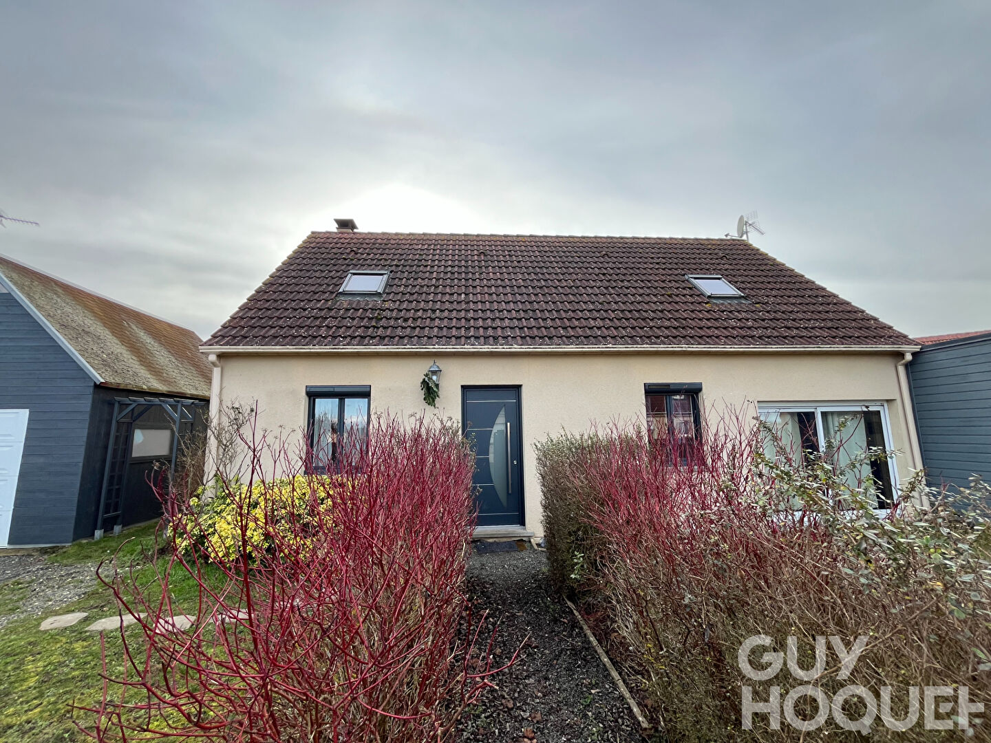 Pavillon familial à Bonneval - Beaux volumes et confort