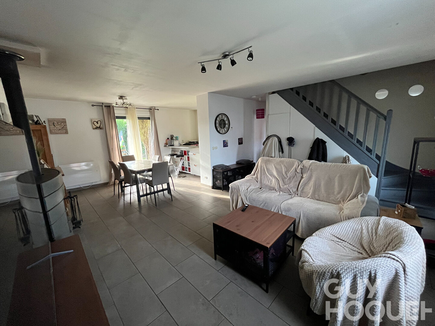 Pavillon familial à Bonneval - Beaux volumes et confort