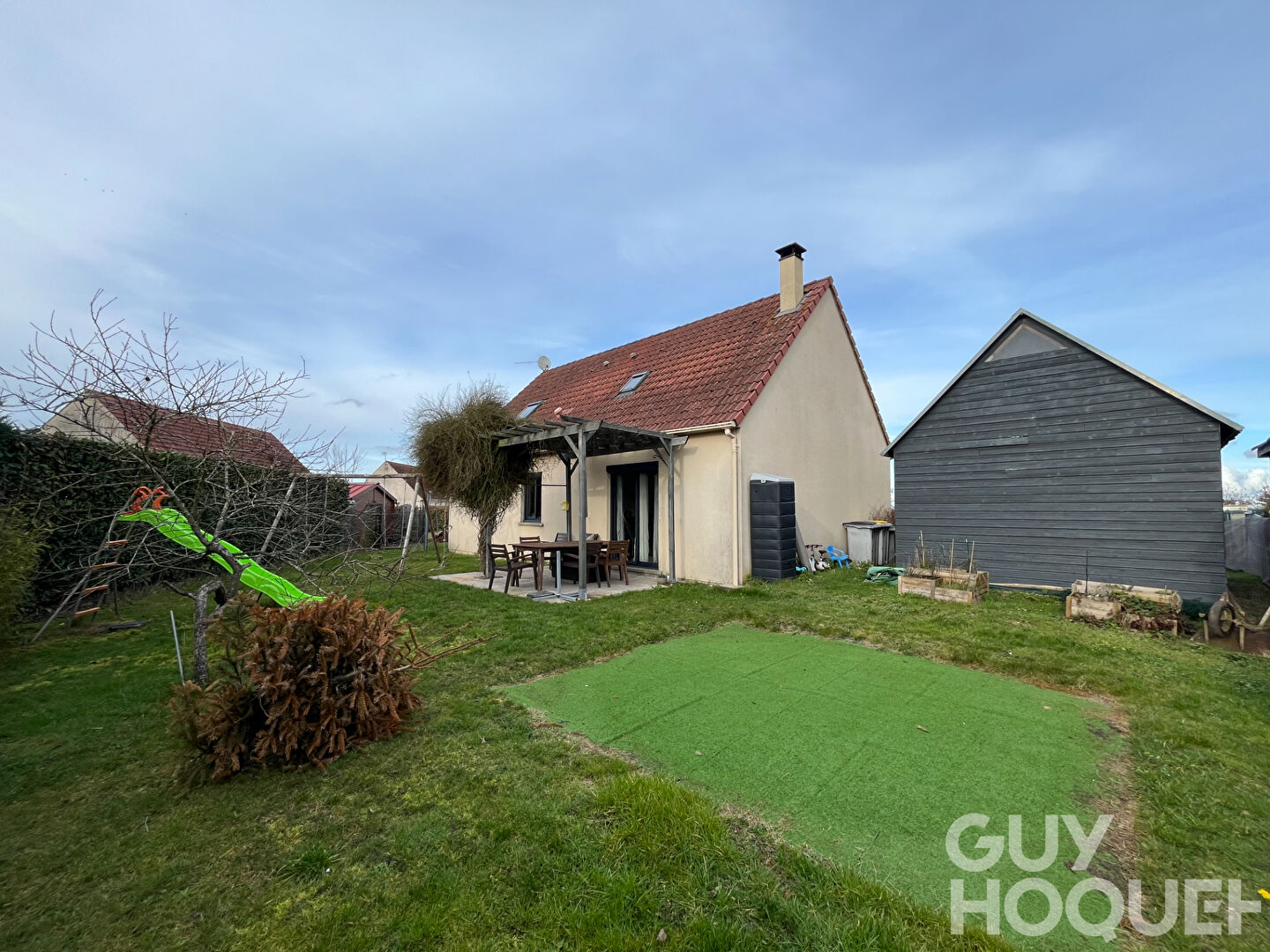 Pavillon familial à Bonneval - Beaux volumes et confort
