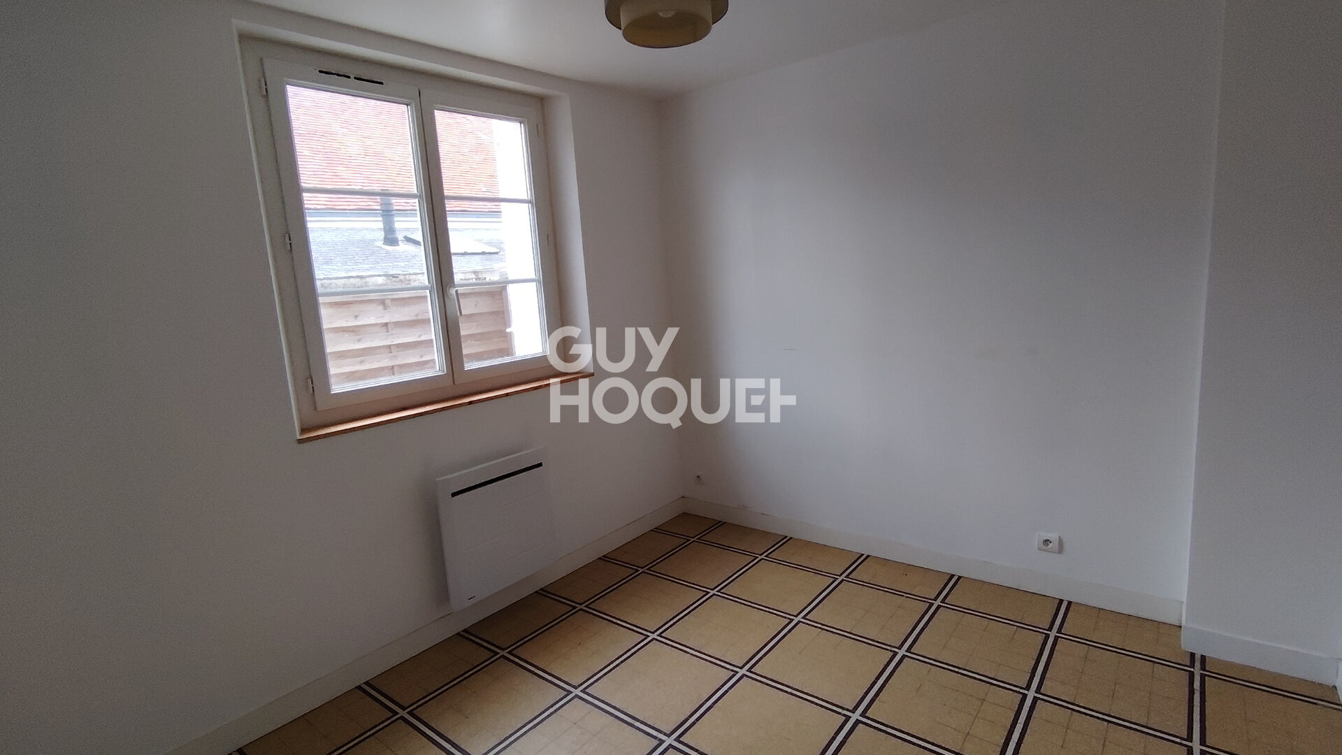 LOCATION : appartement F2 (38 m²) à Chateaudun