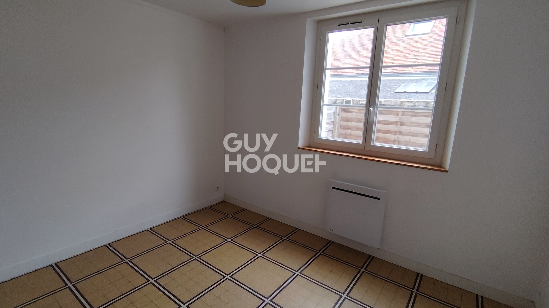 LOCATION : appartement F2 (38 m²) à Chateaudun