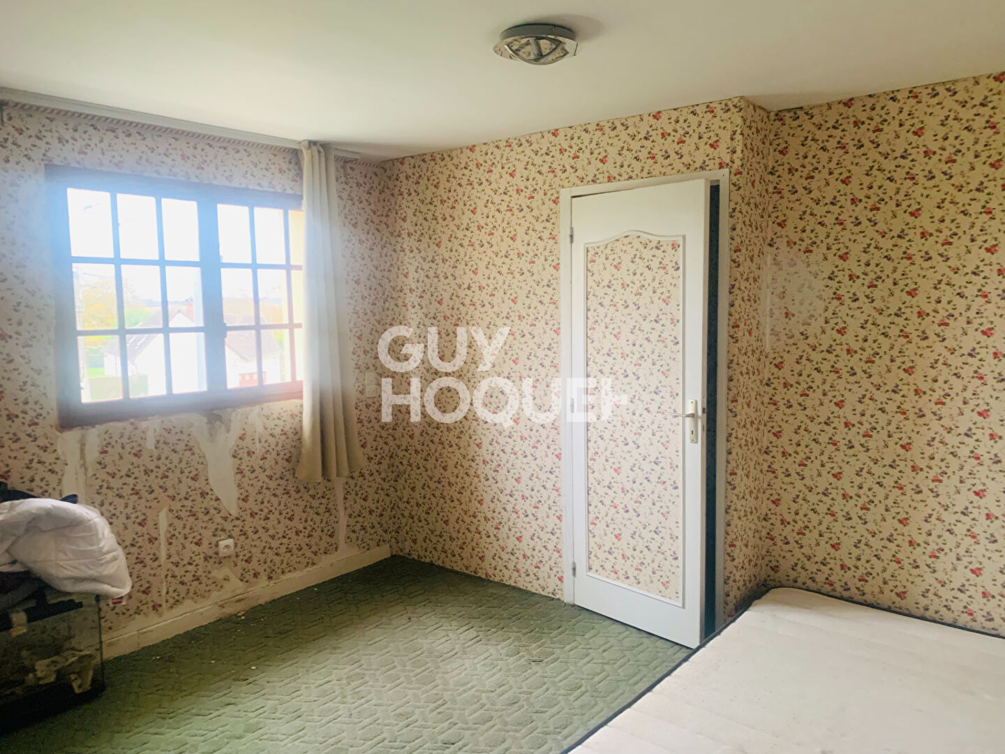 MAISON ANCIENNE AVEC TRAVAUX RECENTS