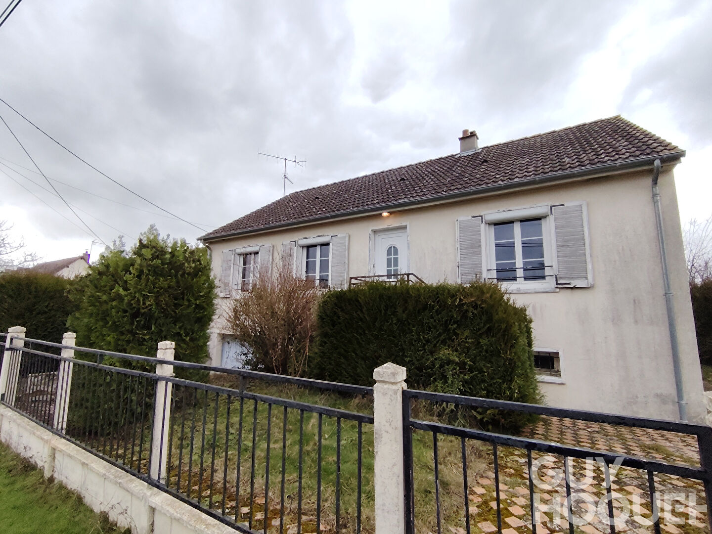 À LOUER - Maison 4 pièces avec jardin