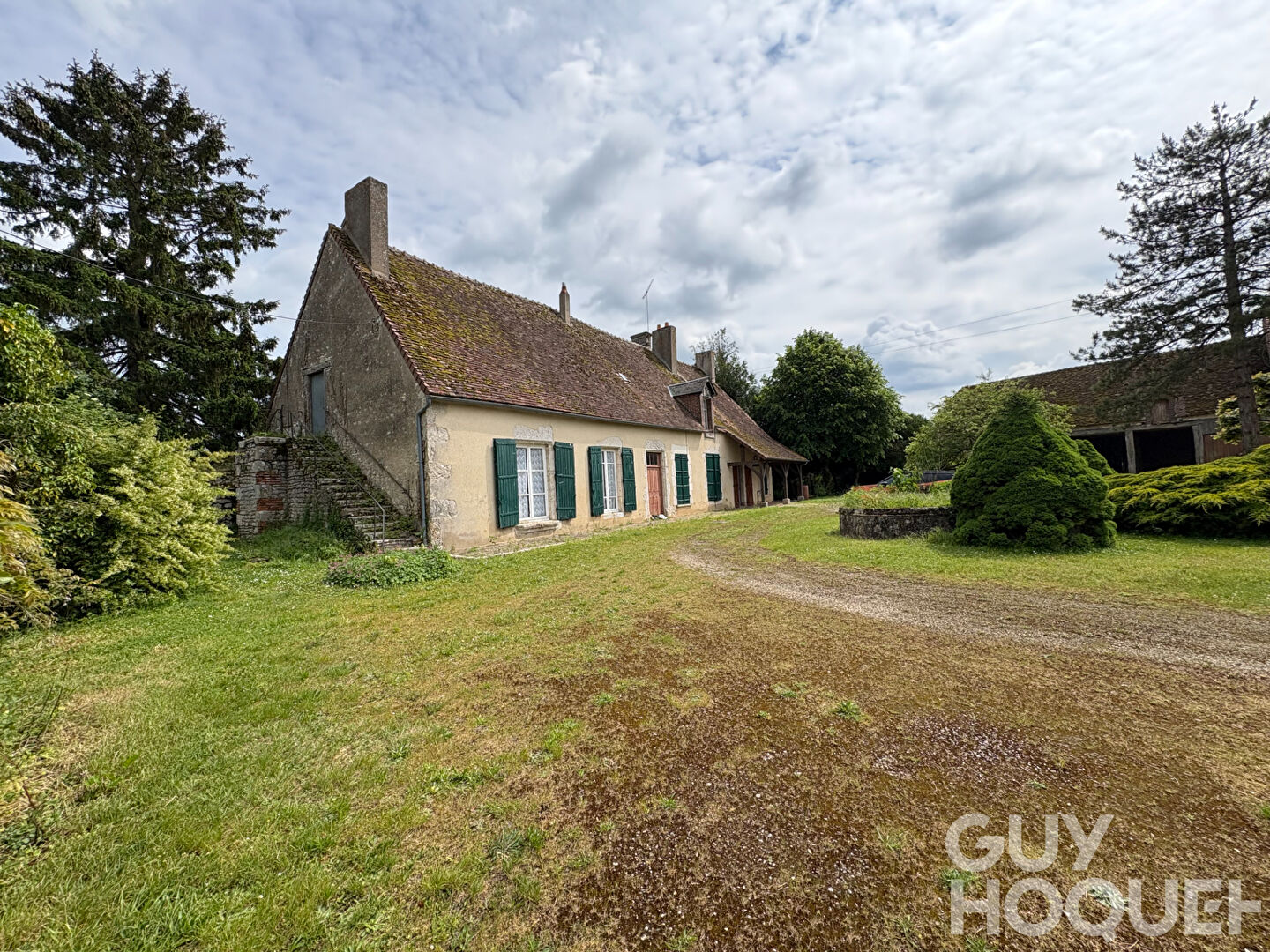 Ancien Château avec dépendances sur plus de 5 000 m² de terrain ? Ouzouer-le-Doyen