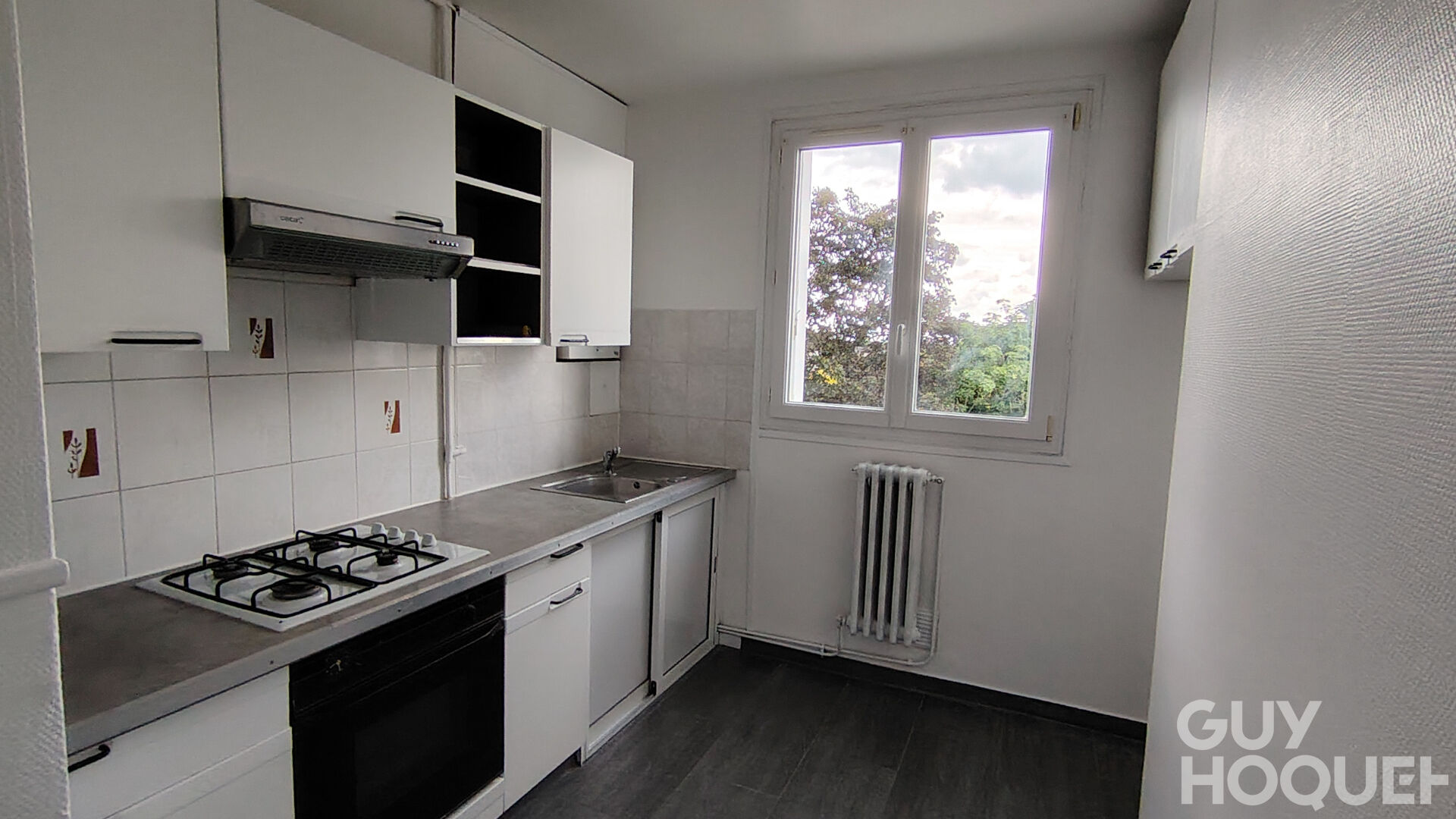 DISPONIBLE DE SUITE. Appartement 3 pièces de 55 m²