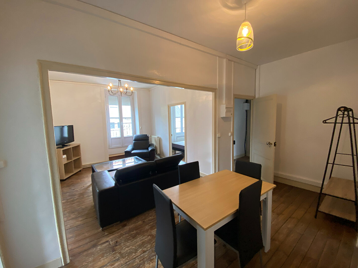 Appartement meublé - 4 pièces - 86.94m²