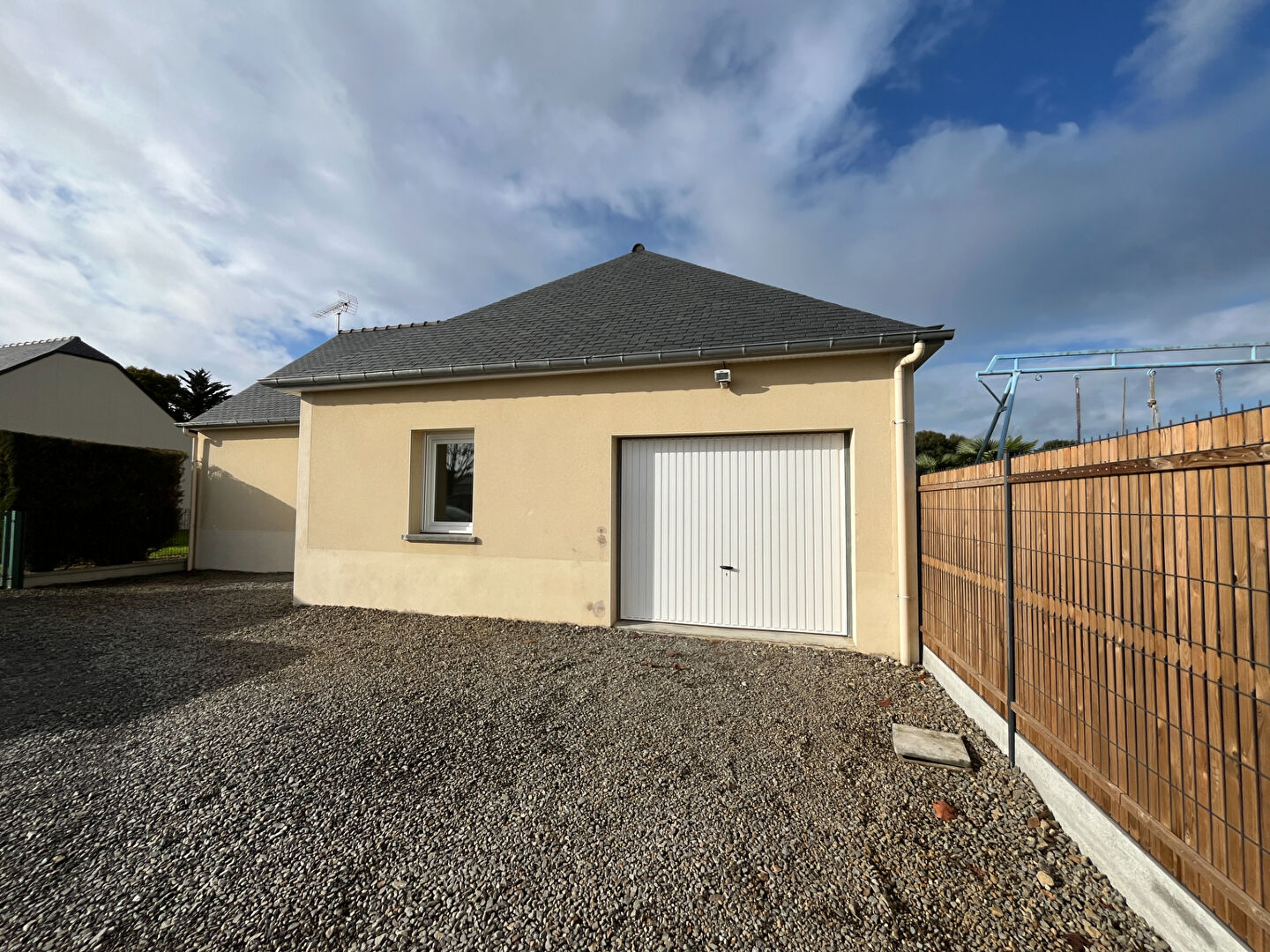 MINIAC-MORVAN - Exclusivité