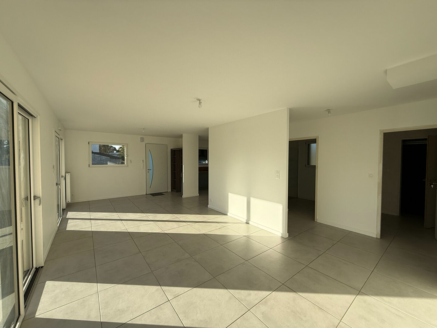 BAGUER-PICAN  -Exclusivité.