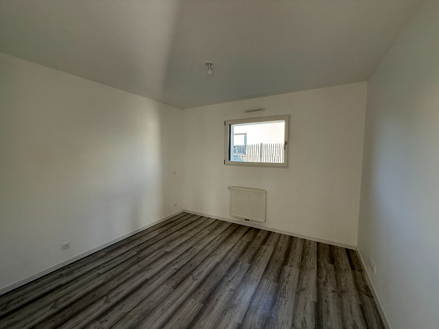 BAGUER-PICAN  -Exclusivité.