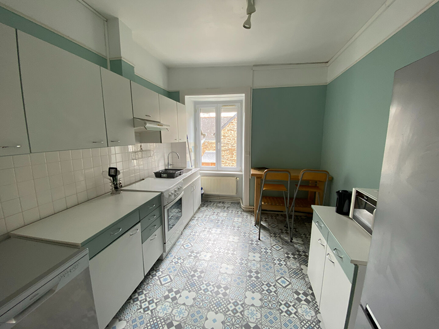 DOL DE BRETAGNE - Immeuble de rapport