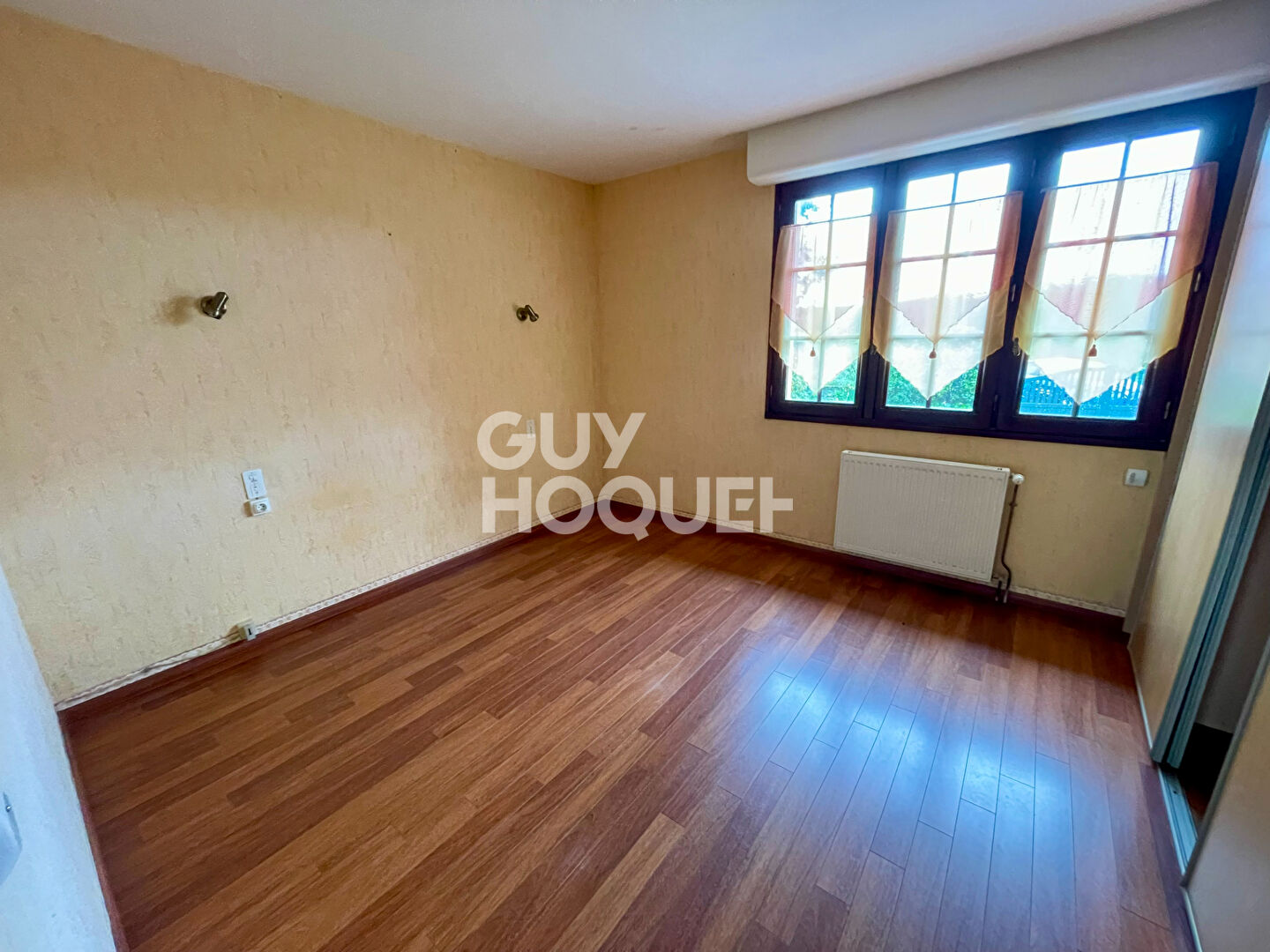 ROZ LANDRIEUX - EXCLUSIVITE !