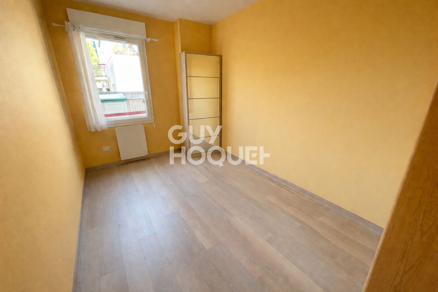 DOL DE BRETAGNE - EXCLUSIVITE !