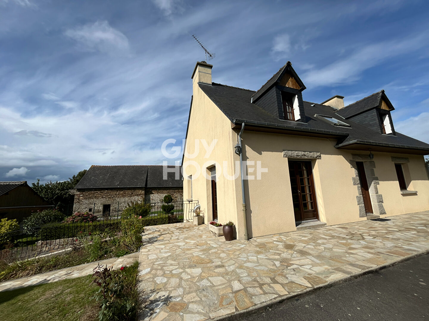 Maison Saint Broladre 6 pièce(s) 123 m2