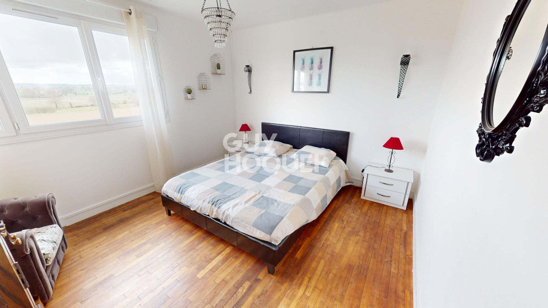 SAINS - Exclusivité