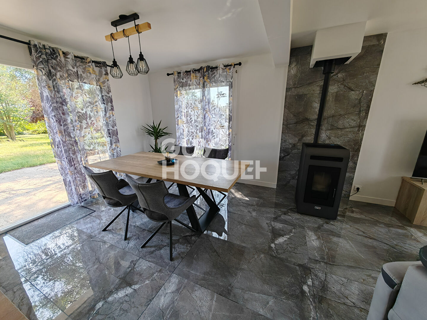 ROZ SUR COUESNON - EXCLUSIVITE