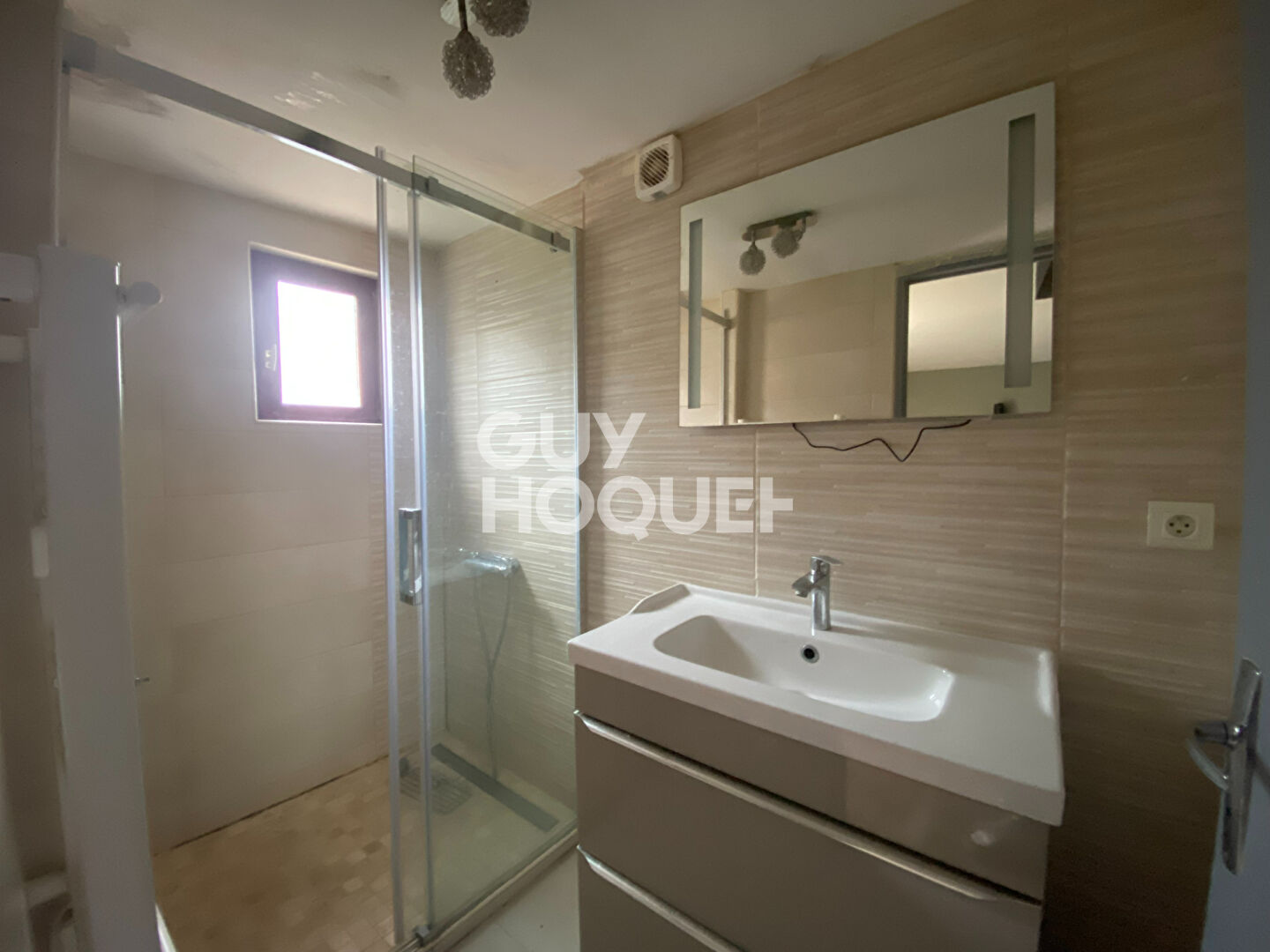 ROZ-LANDRIEUX - EXCLUSIVITE