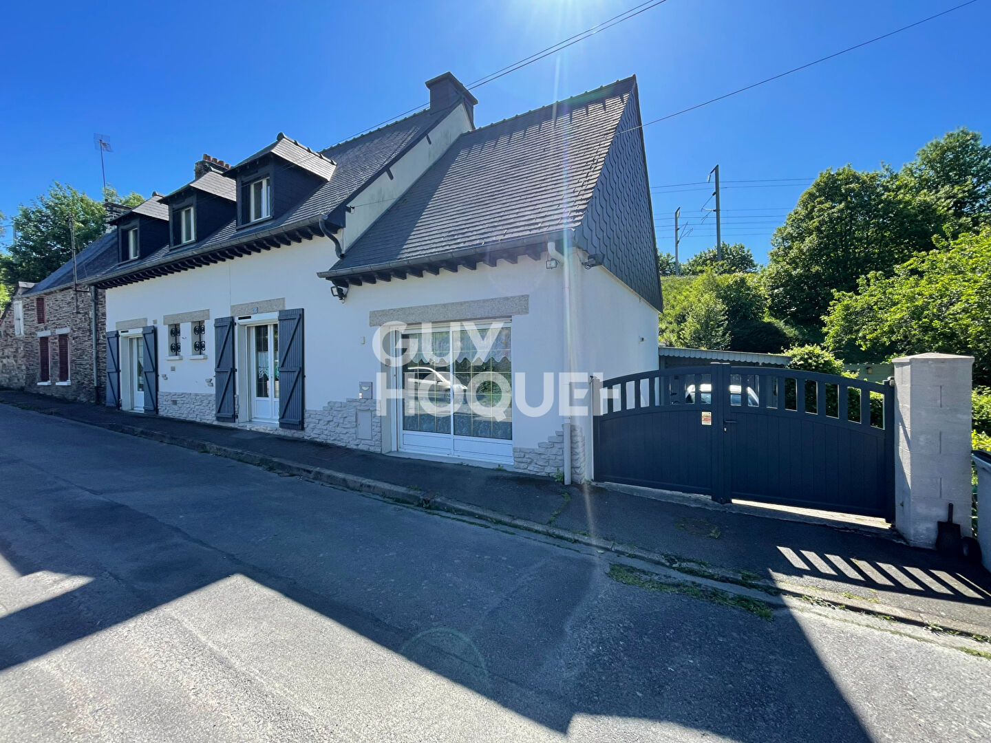 DOL DE BRETAGNE - EXCLUSIVITE !