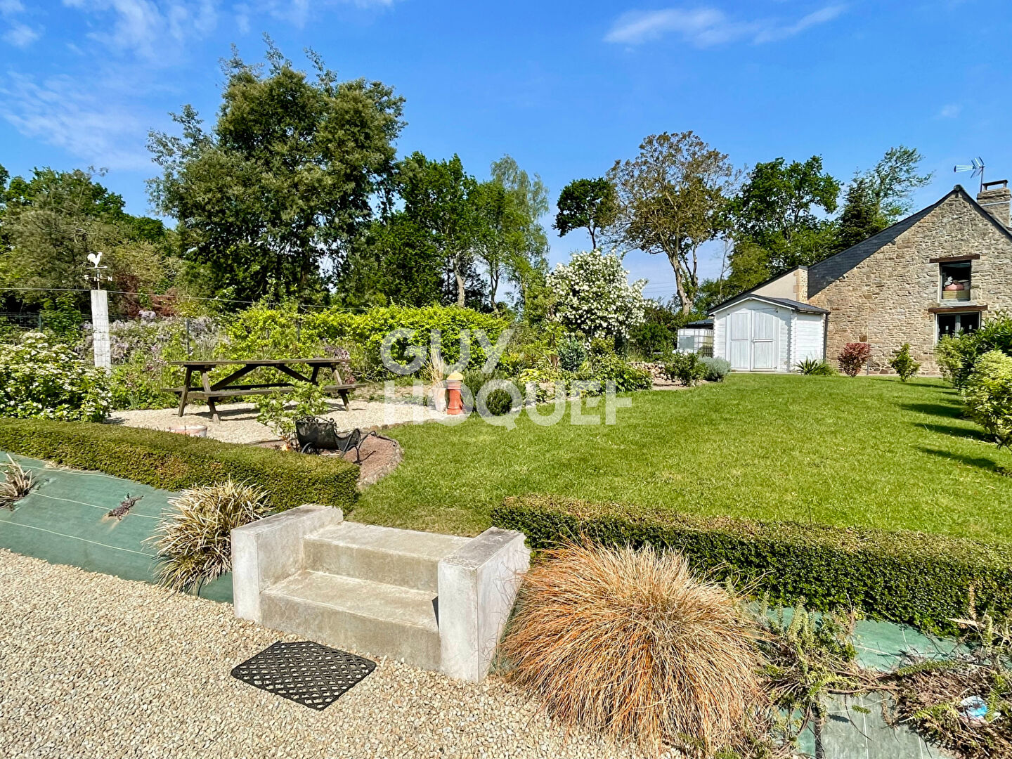 BAGUER MORVAN - EXCLUSIVITE ! 